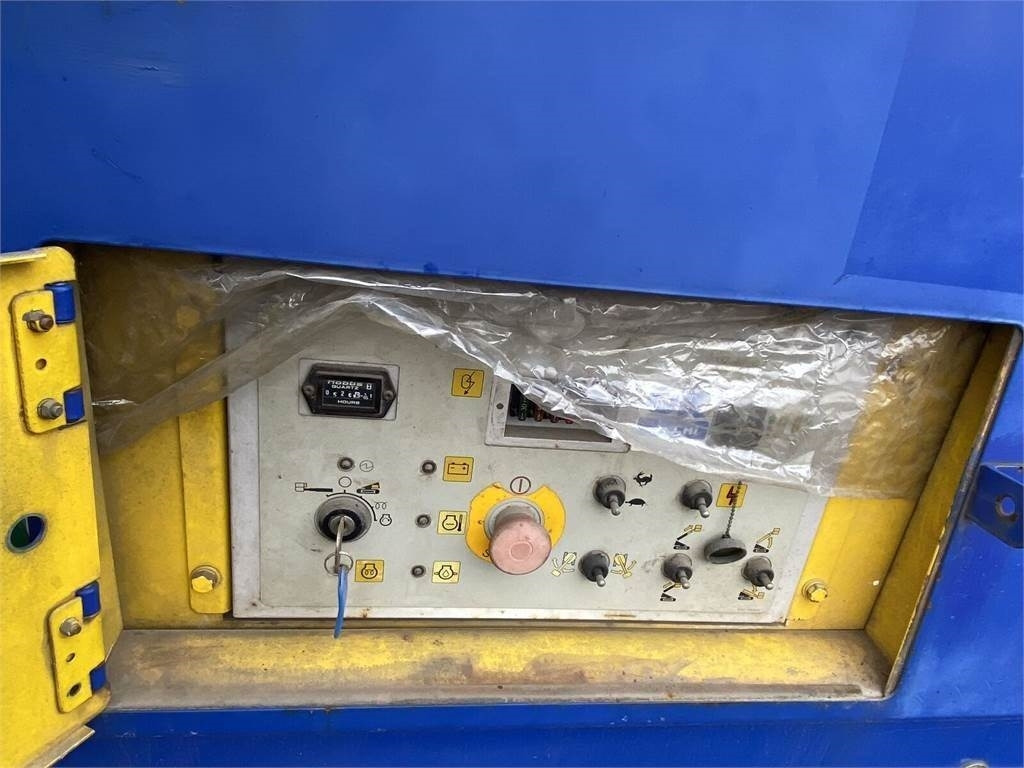 Aichi SR 182 - Podnośnik teleskopowy: zdjęcie 3 Aichi SR 182 - Podnośnik teleskopowy: zdjęcie 3