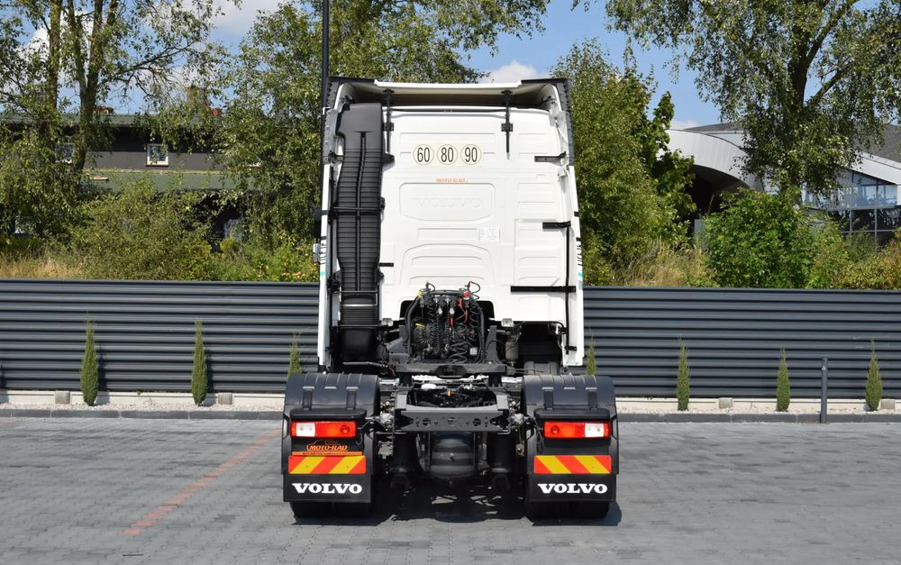 Volvo FH500 / EURO 6 / NOWY MODEL / KLIMATYZACJA POSTOJOWA / ACC / LEDY / 2 ZBIORNIKI / FULL SPILERY / 2023 / NISKI PRZEBIEG / SERWISOWANY / SPROWADZONY - Ciągnik siodłowy: zdjęcie 5 Volvo FH500 / EURO 6 / NOWY MODEL / KLIMATYZACJA POSTOJOWA / ACC / LEDY / 2 ZBIORNIKI / FULL SPILERY / 2023 / NISKI PRZEBIEG / SERWISOWANY / SPROWADZONY - Ciągnik siodłowy: zdjęcie 5