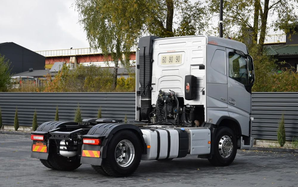 Volvo FH500 / NISKA KABINA / HYDRAULIKA / EURO 6 / ACC / LEDY / ALUFELGI / SERWISOWANY / SPROWADZONY - Ciągnik siodłowy: zdjęcie 5 Volvo FH500 / NISKA KABINA / HYDRAULIKA / EURO 6 / ACC / LEDY / ALUFELGI / SERWISOWANY / SPROWADZONY - Ciągnik siodłowy: zdjęcie 5