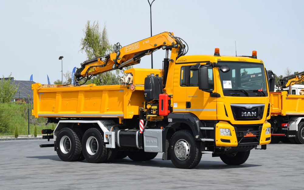 MAN TGS 26.400 / 6x4 / EURO 6 / UDT / HDS FASSI 165 / WYSUW x3 / ROTATOR / CHWYTAK / STEROWANIE RADIOWE / WZMOCNIONA RAMA / WYWROTKA / HYDROBURTA / AUTOMAT / 2017 / NOWE OPONY - 100% / NISKI PRZEBIEG - Wywrotka, Samochod ciężarowy z HDS: zdjęcie 3 MAN TGS 26.400 / 6x4 / EURO 6 / UDT / HDS FASSI 165 / WYSUW x3 / ROTATOR / CHWYTAK / STEROWANIE RADIOWE / WZMOCNIONA RAMA / WYWROTKA / HYDROBURTA / AUTOMAT / 2017 / NOWE OPONY - 100% / NISKI PRZEBIEG - Wywrotka, Samochod ciężarowy z HDS: zdjęcie 3