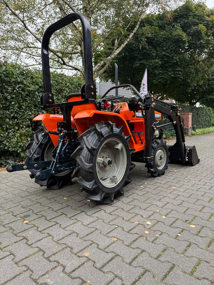 Kleintraktor Kubota B1502DT mit Frontlader ab 125 € pro Monat. - Mini traktor: zdjęcie 5 Kleintraktor Kubota B1502DT mit Frontlader ab 125 € pro Monat. - Mini traktor: zdjęcie 5