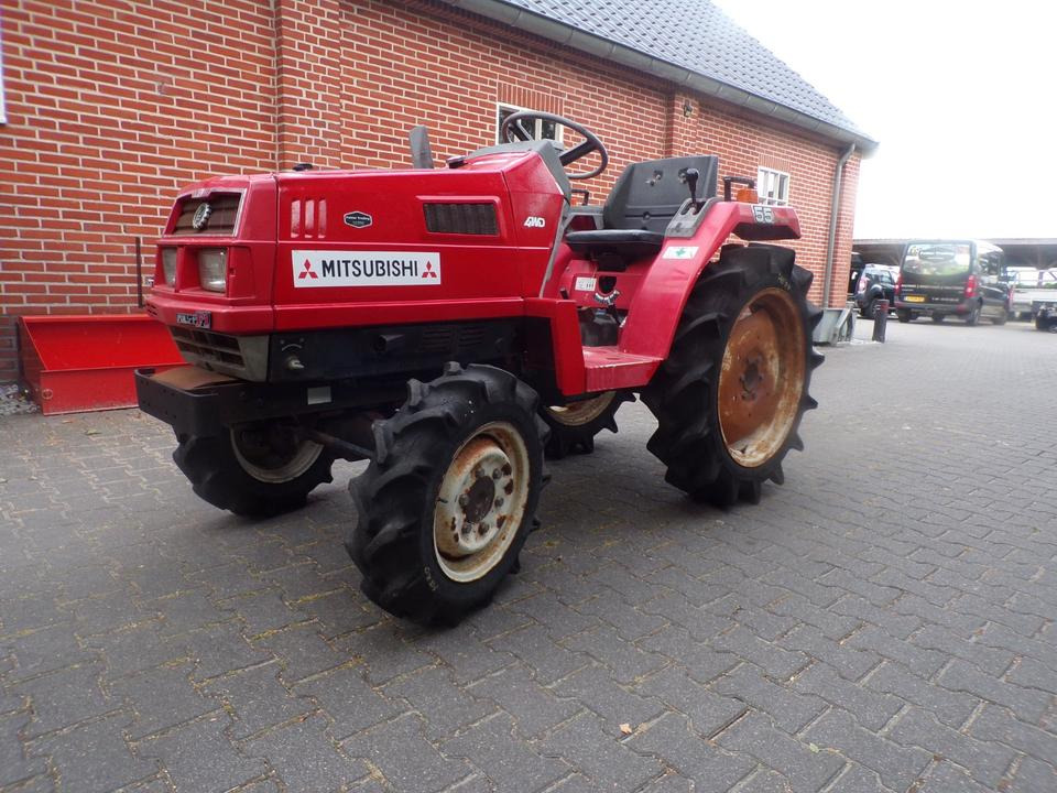 Kleintraktor Mitsubishi MT20 - Mini traktor: zdjęcie 2 Kleintraktor Mitsubishi MT20 - Mini traktor: zdjęcie 2