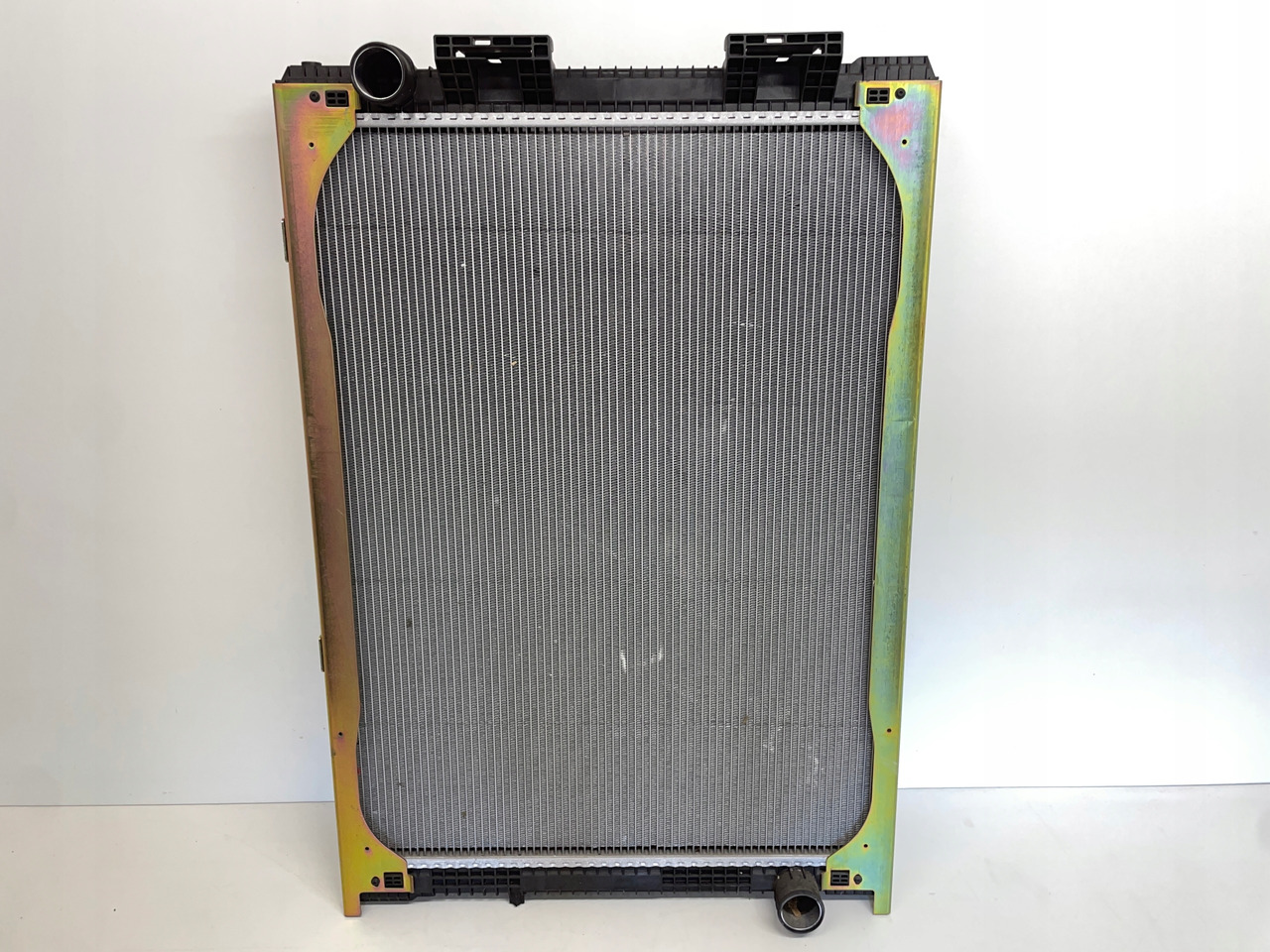 CHŁODNICA WODY MAN F2000 F 90 F 2000 F90 81061016437 - Pompa wody do Samochodów ciężarowych: zdjęcie 1 CHŁODNICA WODY MAN F2000 F 90 F 2000 F90 81061016437 - Pompa wody do Samochodów ciężarowych: zdjęcie 1