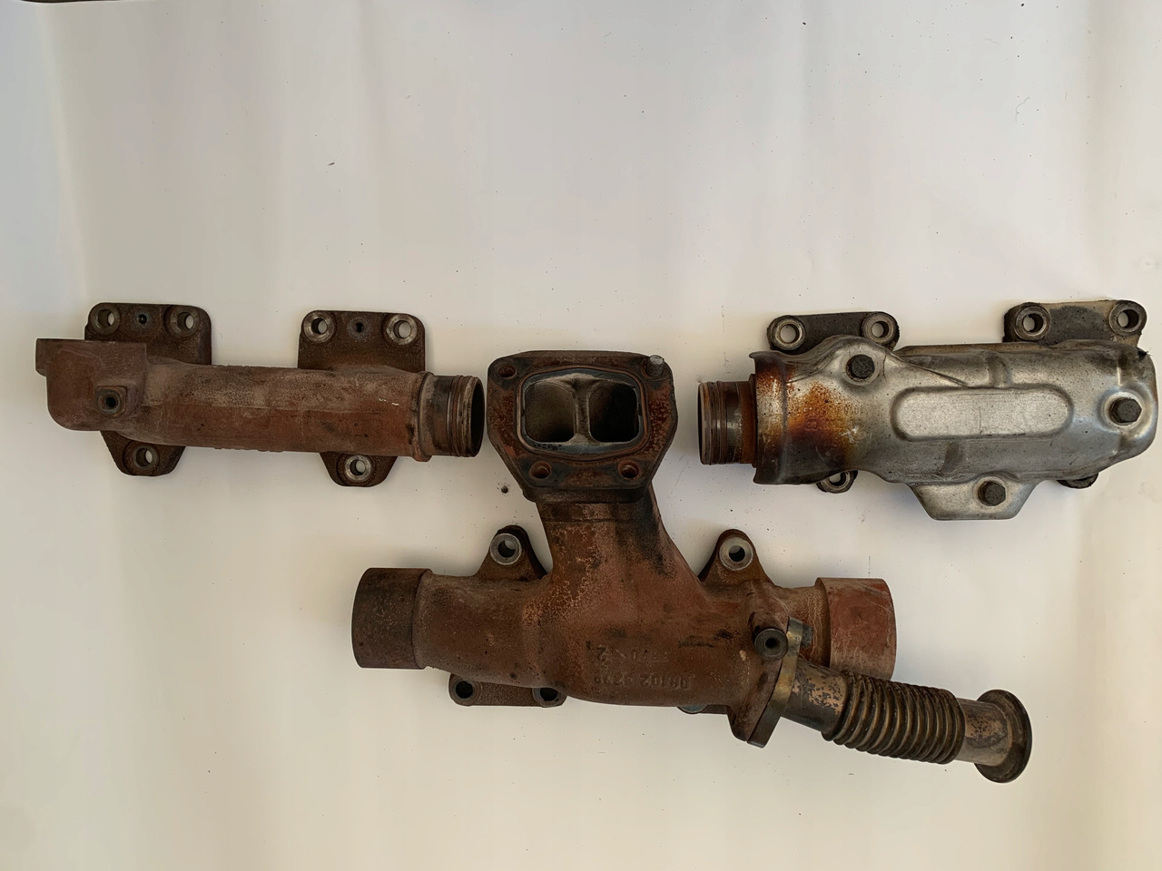 KOLEKTOR WYDECHOWY MAN TGX TGS D2676 LF26 EURO 6 - Silnik i części do Samochodów ciężarowych: zdjęcie 4 KOLEKTOR WYDECHOWY MAN TGX TGS D2676 LF26 EURO 6 - Silnik i części do Samochodów ciężarowych: zdjęcie 4