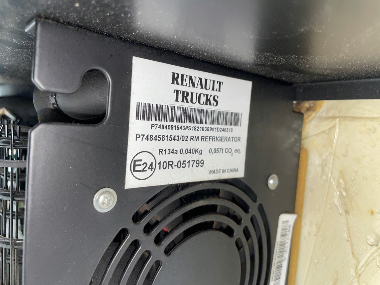 LODÓWKA RENAULT GAMA T RANGE P7484581543/2 - Kabina i wnętrze do Samochodów ciężarowych: zdjęcie 2 LODÓWKA RENAULT GAMA T RANGE P7484581543/2 - Kabina i wnętrze do Samochodów ciężarowych: zdjęcie 2
