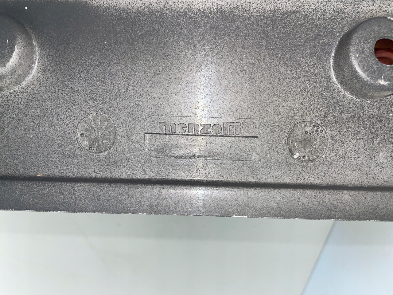 PODSZYBIE DAF XF CF LF MENZOLIT - Szyba czołowa: zdjęcie 4 PODSZYBIE DAF XF CF LF MENZOLIT - Szyba czołowa: zdjęcie 4