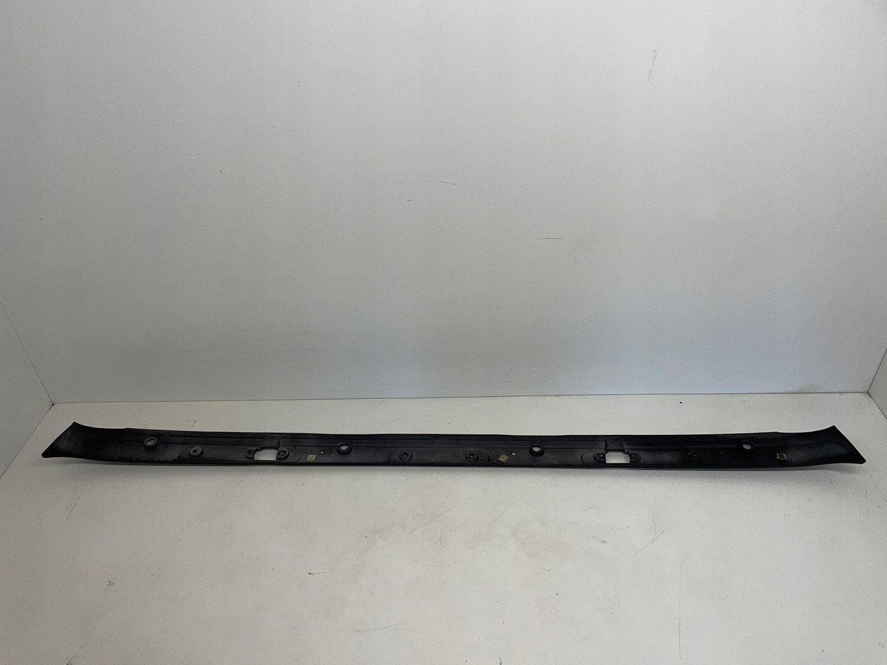 PODSZYBIE OSŁONA MASKOWNICA DAF 105 XF DAF 1665944 - Szyba czołowa do Samochodów ciężarowych: zdjęcie 4 PODSZYBIE OSŁONA MASKOWNICA DAF 105 XF DAF 1665944 - Szyba czołowa do Samochodów ciężarowych: zdjęcie 4