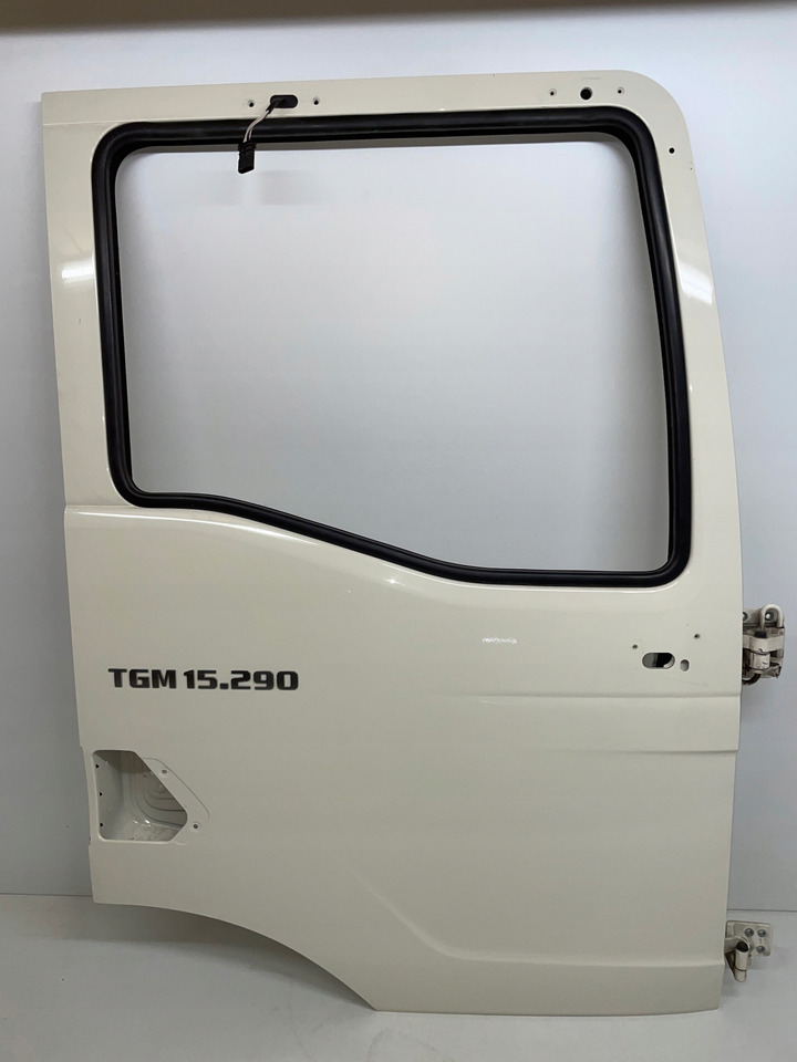 PRAWE DRZWI MAN TGS3 TGS 3 TGS-3 TGL TGM - Drzwi i części do Samochodów ciężarowych: zdjęcie 1 PRAWE DRZWI MAN TGS3 TGS 3 TGS-3 TGL TGM - Drzwi i części do Samochodów ciężarowych: zdjęcie 1