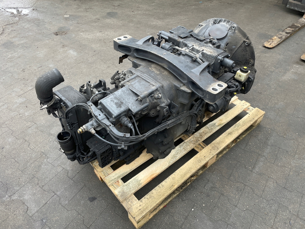 SKRZYNIA BIEGÓW MAN SCANIA RETARDER KOMPLETNA 2433418 - Skrzynia biegów do Samochodów ciężarowych: zdjęcie 5 SKRZYNIA BIEGÓW MAN SCANIA RETARDER KOMPLETNA 2433418 - Skrzynia biegów do Samochodów ciężarowych: zdjęcie 5