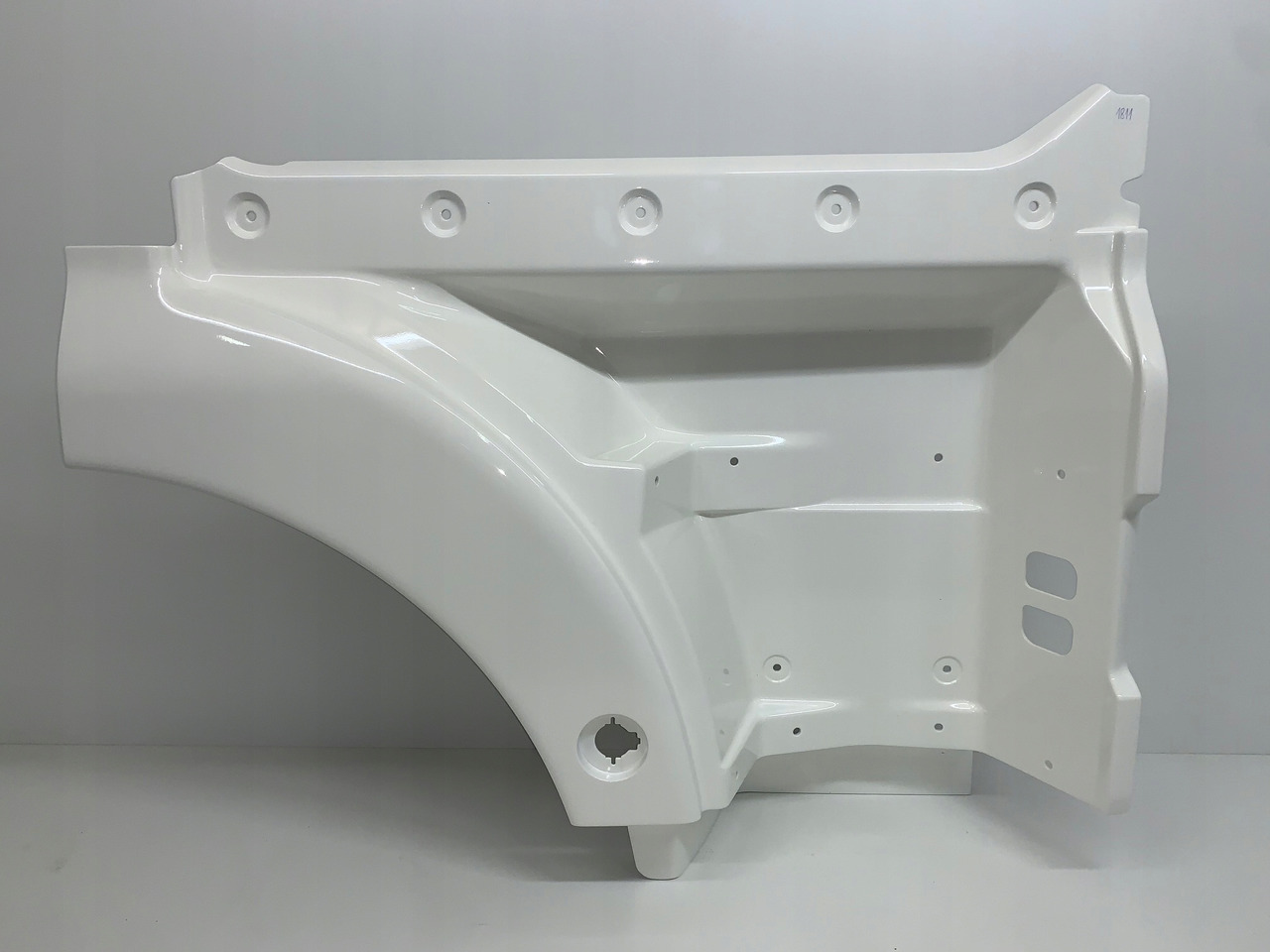 STOPNICA STOPIEŃ MAN TGX EURO 6 RAL 9010 NR 1811 - Drzwi i części do Samochodów ciężarowych: zdjęcie 1 STOPNICA STOPIEŃ MAN TGX EURO 6 RAL 9010 NR 1811 - Drzwi i części do Samochodów ciężarowych: zdjęcie 1