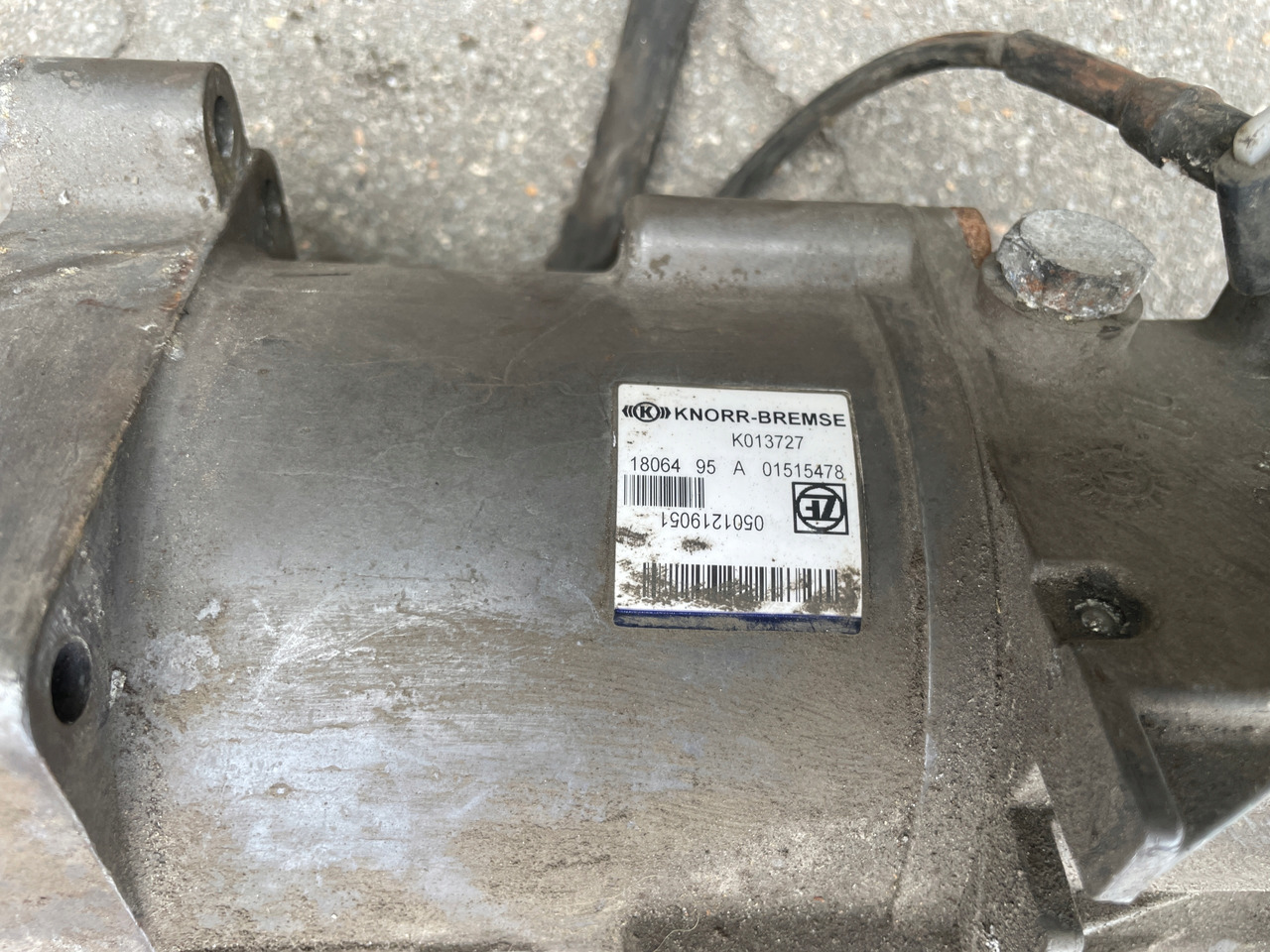 WYSPRZĘGLIK SKRZYNI MAN TGX TGS TGA AUTOMAT K013727 - Cylinder sprzęgła do Samochodów ciężarowych: zdjęcie 4 WYSPRZĘGLIK SKRZYNI MAN TGX TGS TGA AUTOMAT K013727 - Cylinder sprzęgła do Samochodów ciężarowych: zdjęcie 4