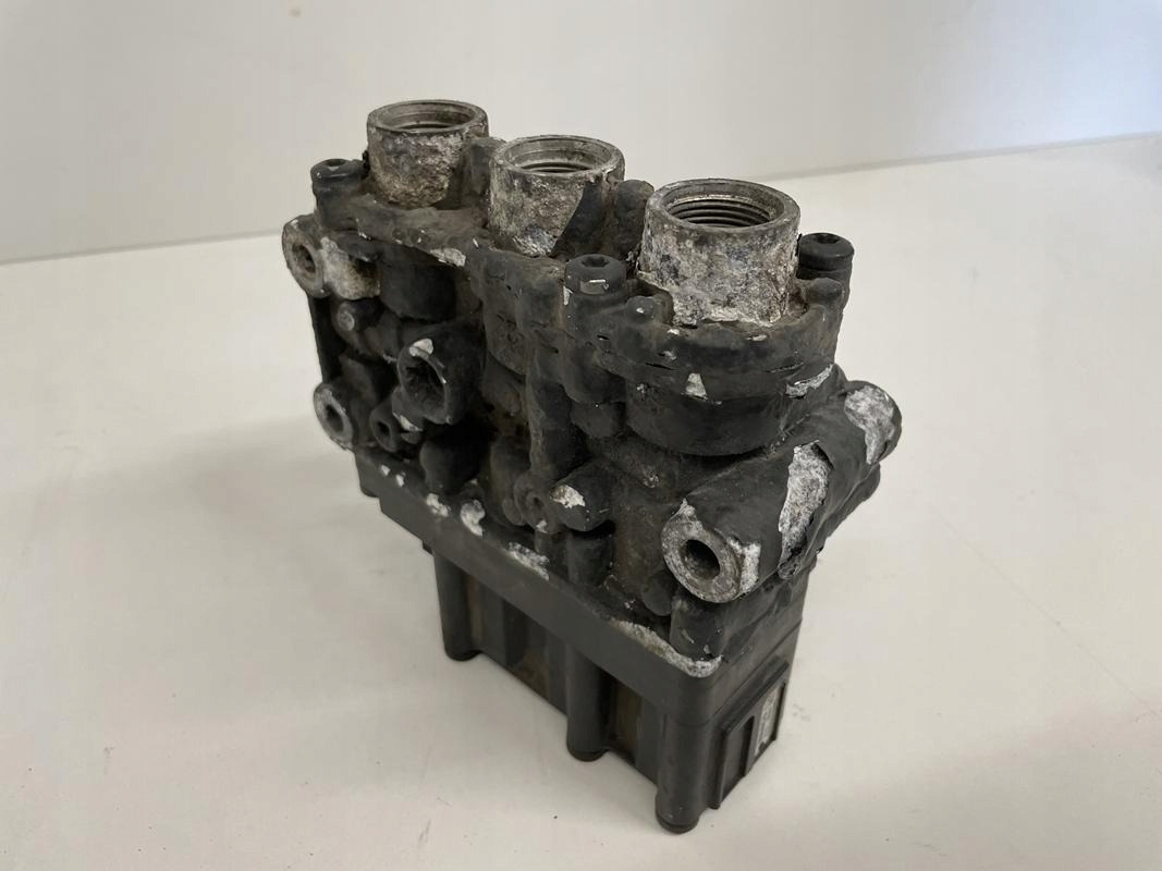 ZAWÓR PODUSZEK MERCEDES ACTROS MP 4 A0013270625 - Zawór hamulcowy do Samochodów ciężarowych: zdjęcie 3 ZAWÓR PODUSZEK MERCEDES ACTROS MP 4 A0013270625 - Zawór hamulcowy do Samochodów ciężarowych: zdjęcie 3