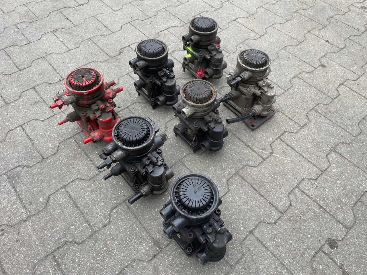 ZAWÓR PRZYCZEPY EBS MAN TGX TGS TGA 0486205022 81523016206 - Zawór hamulcowy: zdjęcie 4 ZAWÓR PRZYCZEPY EBS MAN TGX TGS TGA 0486205022 81523016206 - Zawór hamulcowy: zdjęcie 4