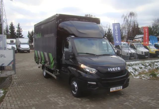Iveco DAILY 35 C 15 3.0TDI FIRANA Z PRAWEJ STRONY 3.5T DMC WINDA - Dostawczy kontener: zdjęcie 3 Iveco DAILY 35 C 15 3.0TDI FIRANA Z PRAWEJ STRONY 3.5T DMC WINDA - Dostawczy kontener: zdjęcie 3