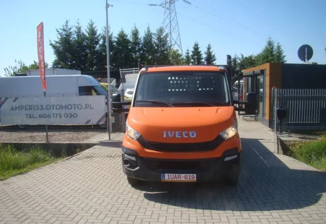 Iveco DAILY 35 C 15 WINDA 750KG 3.5T NA HAKU - Samochód dostawczy skrzyniowy: zdjęcie 2 Iveco DAILY 35 C 15 WINDA 750KG 3.5T NA HAKU - Samochód dostawczy skrzyniowy: zdjęcie 2