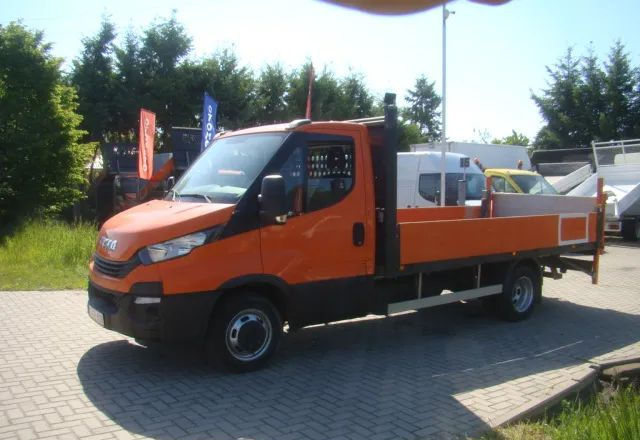 Iveco DAILY 35 C 15 WINDA 750KG 3.5T NA HAKU - Samochód dostawczy skrzyniowy: zdjęcie 1 Iveco DAILY 35 C 15 WINDA 750KG 3.5T NA HAKU - Samochód dostawczy skrzyniowy: zdjęcie 1