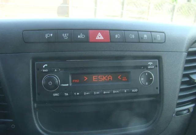 Dostawczy kontener Iveco DAILY 70 C 18 3.0TDI 5.45M WINDA 1000KG: zdjęcie 20 Dostawczy kontener Iveco DAILY 70 C 18 3.0TDI 5.45M WINDA 1000KG: zdjęcie 20