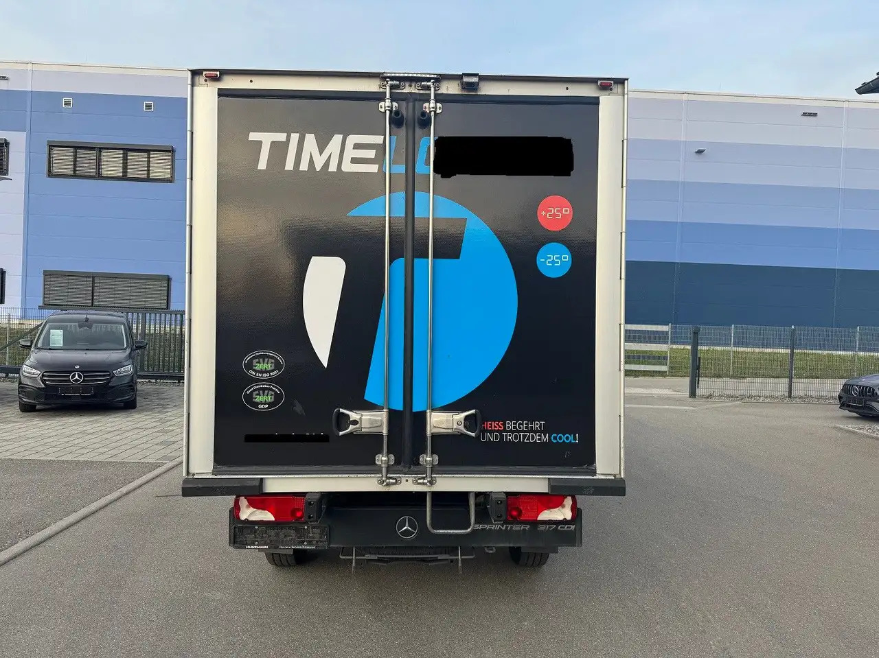 Mercedes-Benz Sprinter 317 CDI Lang Tiefkühlkoffer Carrier - Samochód dostawczy chłodnia: zdjęcie 4 Mercedes-Benz Sprinter 317 CDI Lang Tiefkühlkoffer Carrier - Samochód dostawczy chłodnia: zdjęcie 4