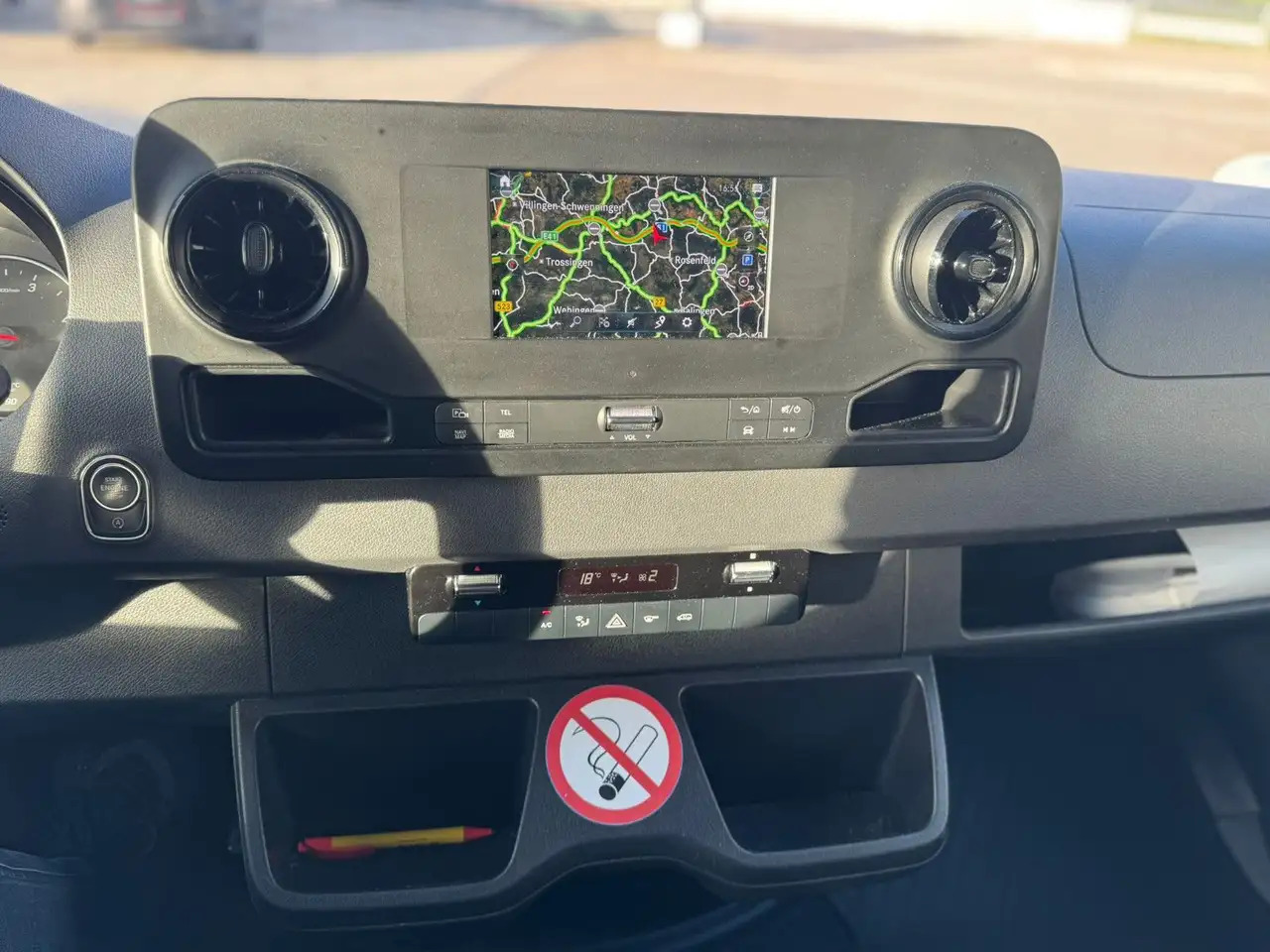 Mercedes-Benz Sprinter 317 CDI Maxi Lang LED MBUX Klima - Furgon: zdjęcie 5 Mercedes-Benz Sprinter 317 CDI Maxi Lang LED MBUX Klima - Furgon: zdjęcie 5