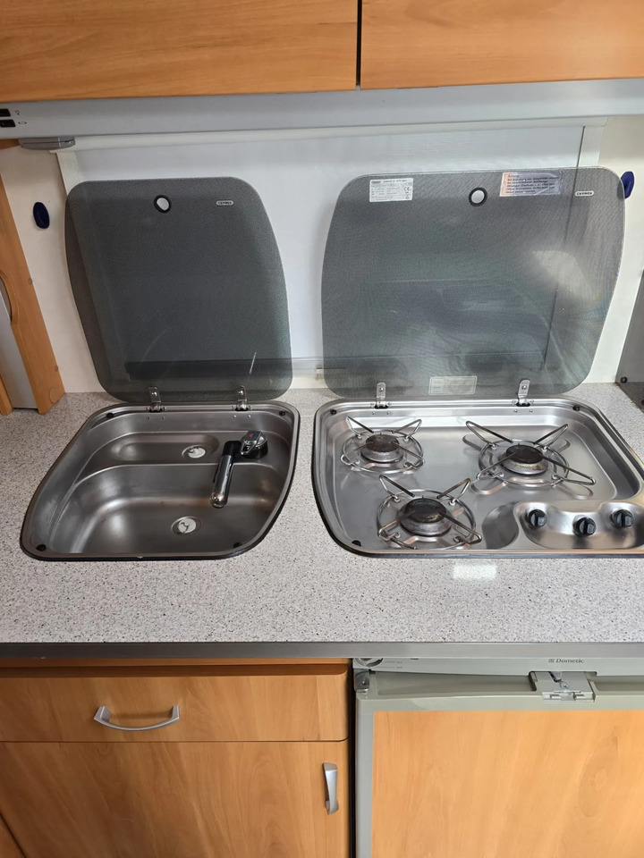 Wohnwagen Wilk S5 451 HTD - Przyczepa kempingowa: zdjęcie 5 Wohnwagen Wilk S5 451 HTD - Przyczepa kempingowa: zdjęcie 5