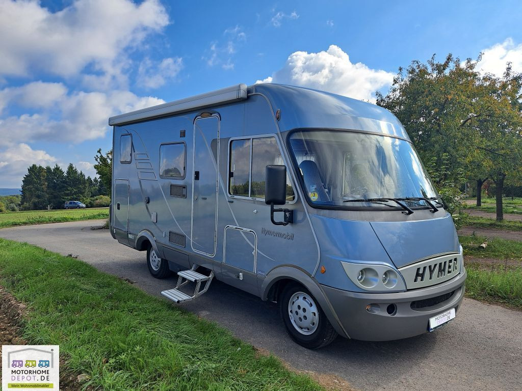 HYMER / ERIBA / HYMERCAR B-Klasse 504 Hubbett Solar Sog Markise - Kamper integra: zdjęcie 1 HYMER / ERIBA / HYMERCAR B-Klasse 504 Hubbett Solar Sog Markise - Kamper integra: zdjęcie 1