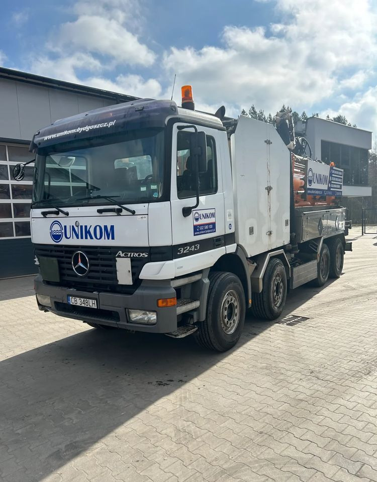 Mercedes-Benz ACTROS 3243 KAISER AQUASTER WUKO - Samochód asenizacyjny: zdjęcie 3 Mercedes-Benz ACTROS 3243 KAISER AQUASTER WUKO - Samochód asenizacyjny: zdjęcie 3