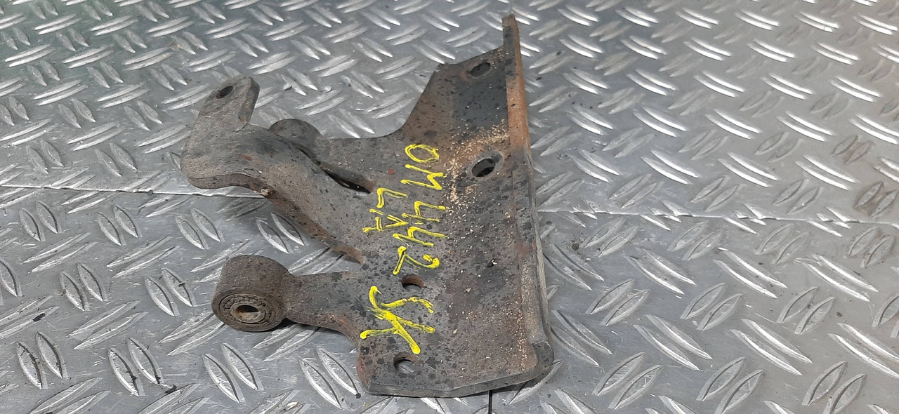 Gebrauchte Motorhalterung, DB 1735 SK, Typ OM 442 LA, Artikel - Nr. : 81.99999 - 9999 - Poduszka do Samochodów ciężarowych: zdjęcie 2 Gebrauchte Motorhalterung, DB 1735 SK, Typ OM 442 LA, Artikel - Nr. : 81.99999 - 9999 - Poduszka do Samochodów ciężarowych: zdjęcie 2