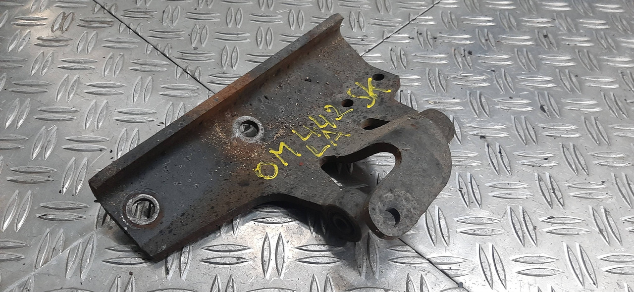 Gebrauchte Motorhalterung, DB 1735 SK, Typ OM 442 LA, Artikel - Nr. : 81.99999 - 9999 - Poduszka do Samochodów ciężarowych: zdjęcie 4 Gebrauchte Motorhalterung, DB 1735 SK, Typ OM 442 LA, Artikel - Nr. : 81.99999 - 9999 - Poduszka do Samochodów ciężarowych: zdjęcie 4