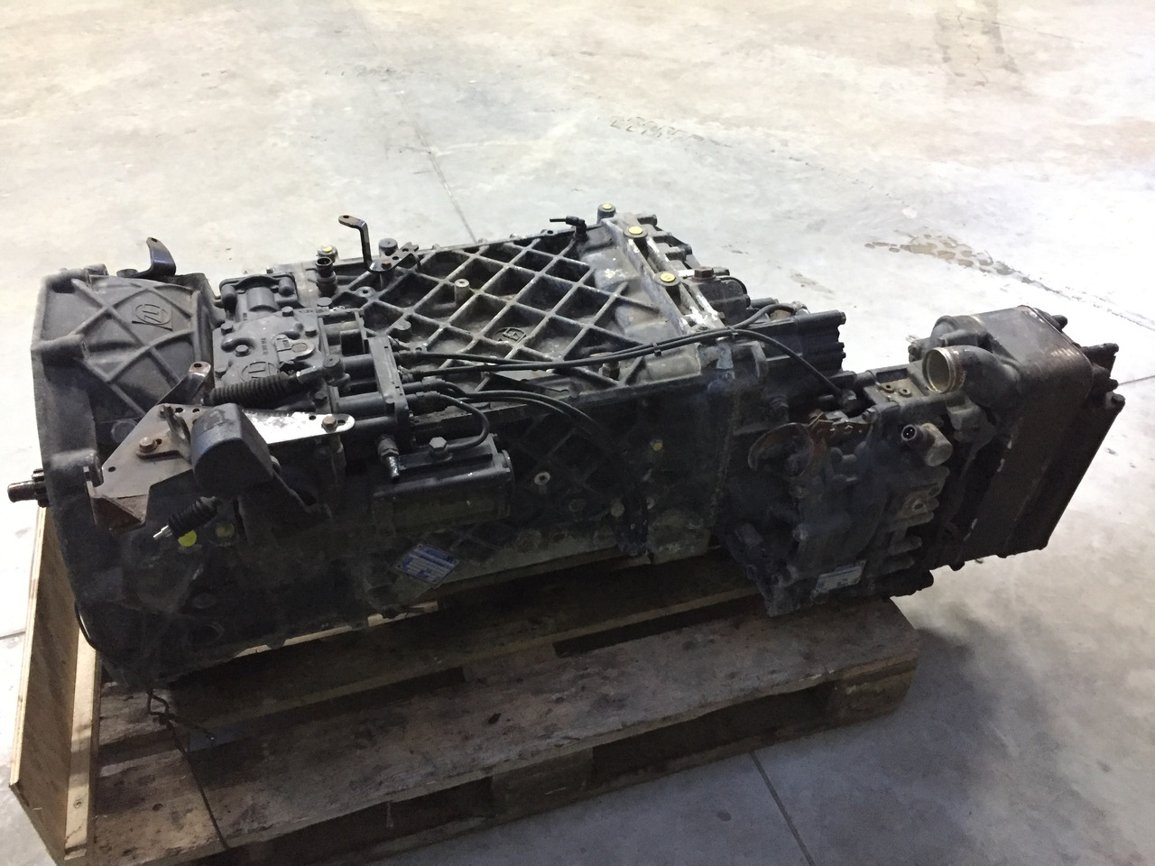 Gebrauchtes Getriebe MAN TGX 26.480, Typ : 16S 2321 TD, Artikel - Nr. : 81.32004 - 6274 - Skrzynia biegów do Samochodów ciężarowych: zdjęcie 3 Gebrauchtes Getriebe MAN TGX 26.480, Typ : 16S 2321 TD, Artikel - Nr. : 81.32004 - 6274 - Skrzynia biegów do Samochodów ciężarowych: zdjęcie 3