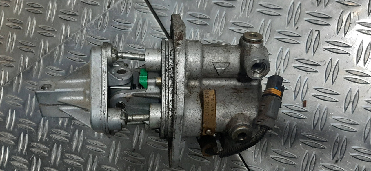 Gebrauchtes MAN Schaltgerät für Getriebe, Artikel - Nr. : 81.32605 - 6111 - Skrzynia biegów i części do Samochodów ciężarowych: zdjęcie 2 Gebrauchtes MAN Schaltgerät für Getriebe, Artikel - Nr. : 81.32605 - 6111 - Skrzynia biegów i części do Samochodów ciężarowych: zdjęcie 2