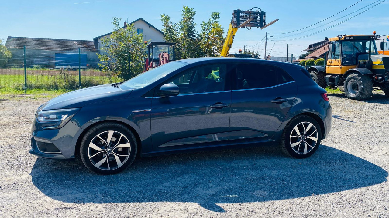 Renault Megane Blue dCi 95, zamjena - Sedan: zdjęcie 1 Renault Megane Blue dCi 95, zamjena - Sedan: zdjęcie 1