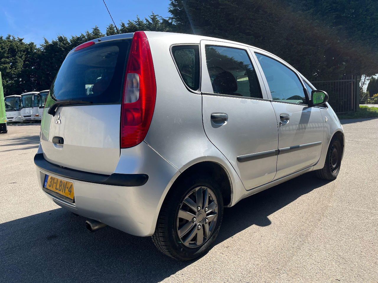 Mitsubishi Colt 1.3 Airco - Samochód osobowy: zdjęcie 3 Mitsubishi Colt 1.3 Airco - Samochód osobowy: zdjęcie 3