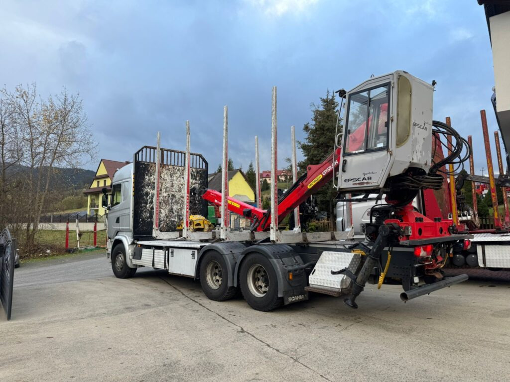 SCANIA R580 - Samochód do drewna, Samochod ciężarowy z HDS: zdjęcie 4 SCANIA R580 - Samochód do drewna, Samochod ciężarowy z HDS: zdjęcie 4