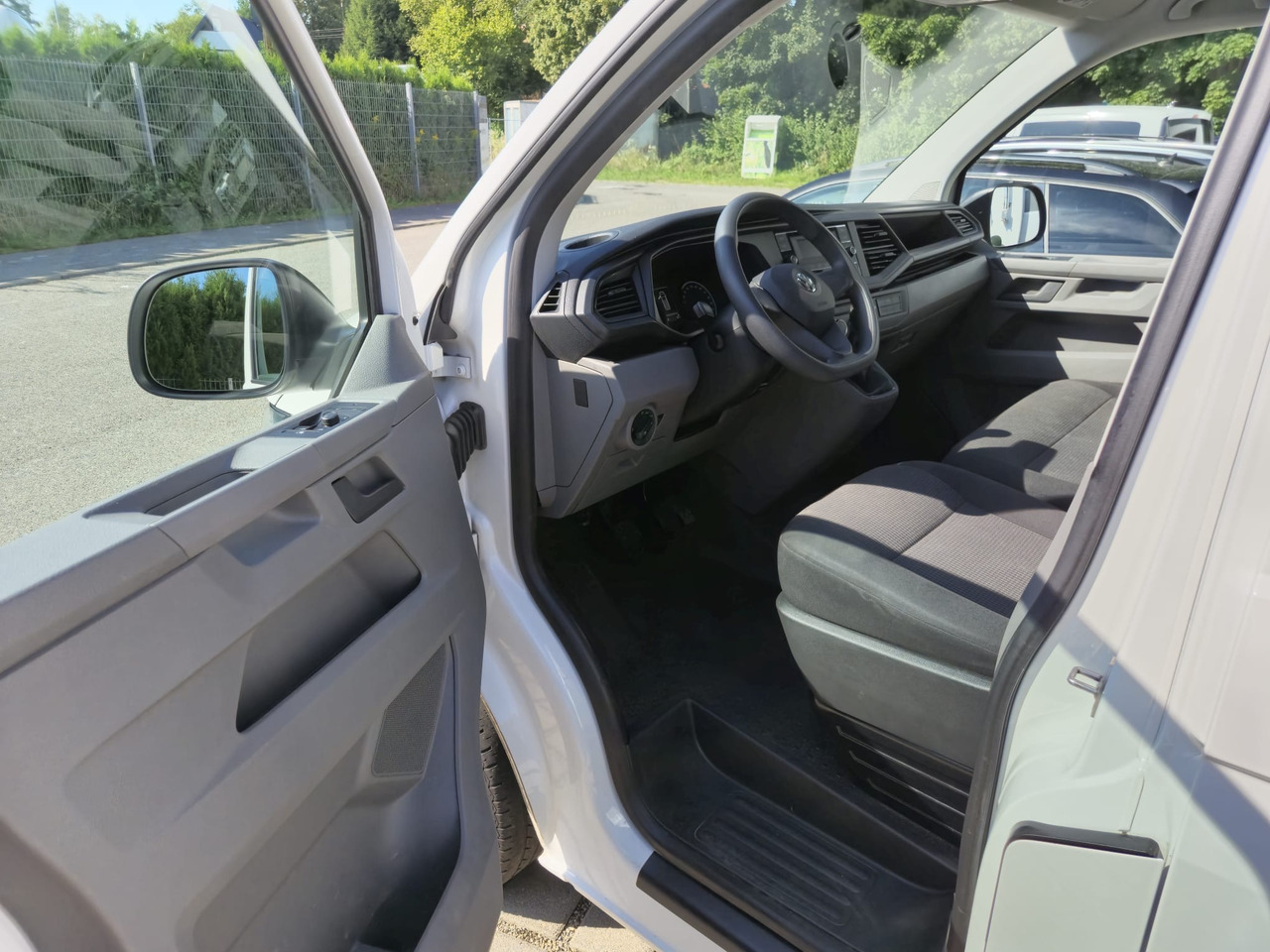 Furgon VOLKSWAGEN T6.1 Transporter Kasten lang FWD: zdjęcie 12 Furgon VOLKSWAGEN T6.1 Transporter Kasten lang FWD: zdjęcie 12