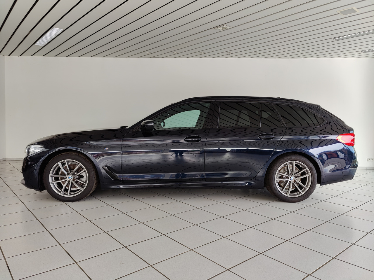 Kombi BMW 520 d xDrive M Sport Navi Kam Pano SHZ: zdjęcie 7 Kombi BMW 520 d xDrive M Sport Navi Kam Pano SHZ: zdjęcie 7