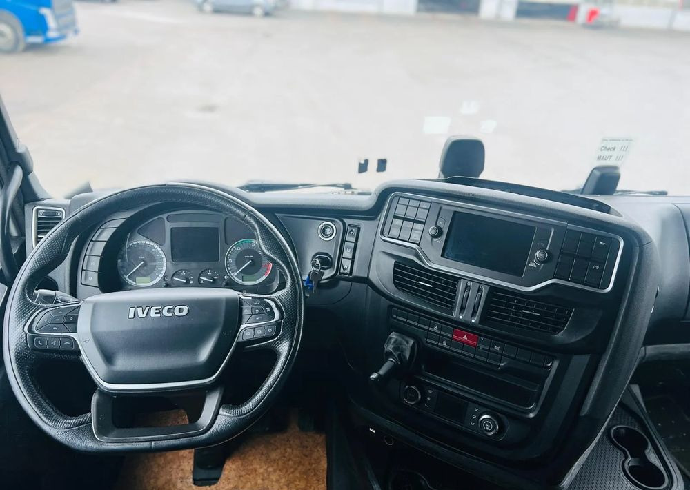 Iveco S-WAY 460 / RETARDER / - Ciągnik siodłowy: zdjęcie 5 Iveco S-WAY 460 / RETARDER / - Ciągnik siodłowy: zdjęcie 5