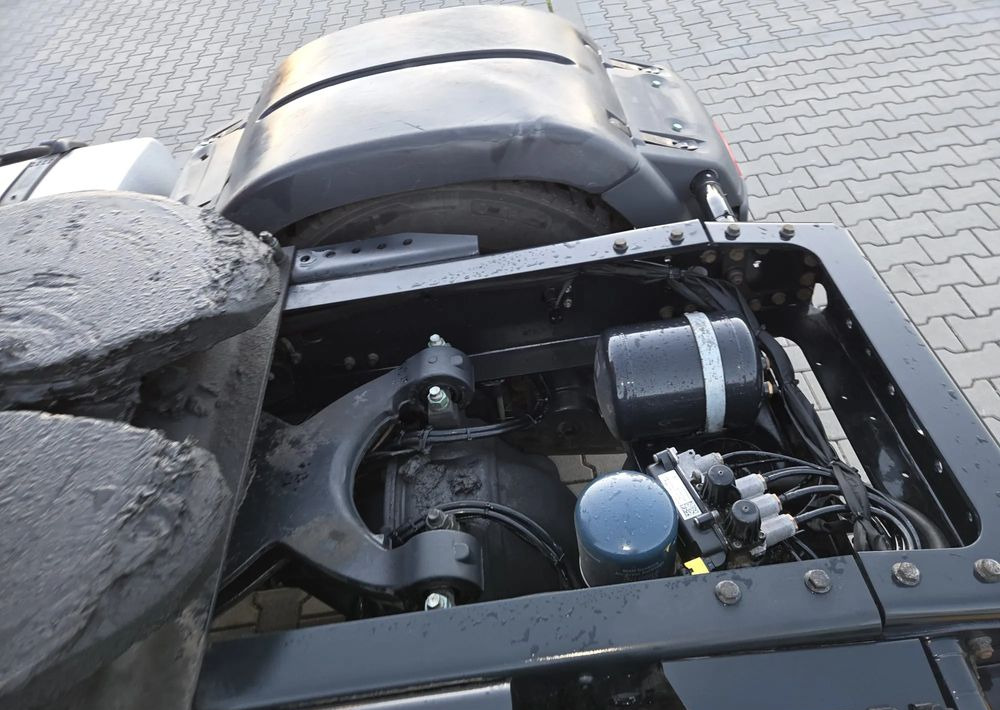 MAN TGX 500/ RETARDER/ KLIMA POSTOJOWA/ AKTYWNY TEMPOMAT ACC/ - Ciągnik siodłowy: zdjęcie 5 MAN TGX 500/ RETARDER/ KLIMA POSTOJOWA/ AKTYWNY TEMPOMAT ACC/ - Ciągnik siodłowy: zdjęcie 5