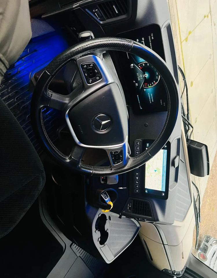 Mercedes-Benz ACTROS 1845 GIGASPACE - Ciągnik siodłowy: zdjęcie 5 Mercedes-Benz ACTROS 1845 GIGASPACE - Ciągnik siodłowy: zdjęcie 5