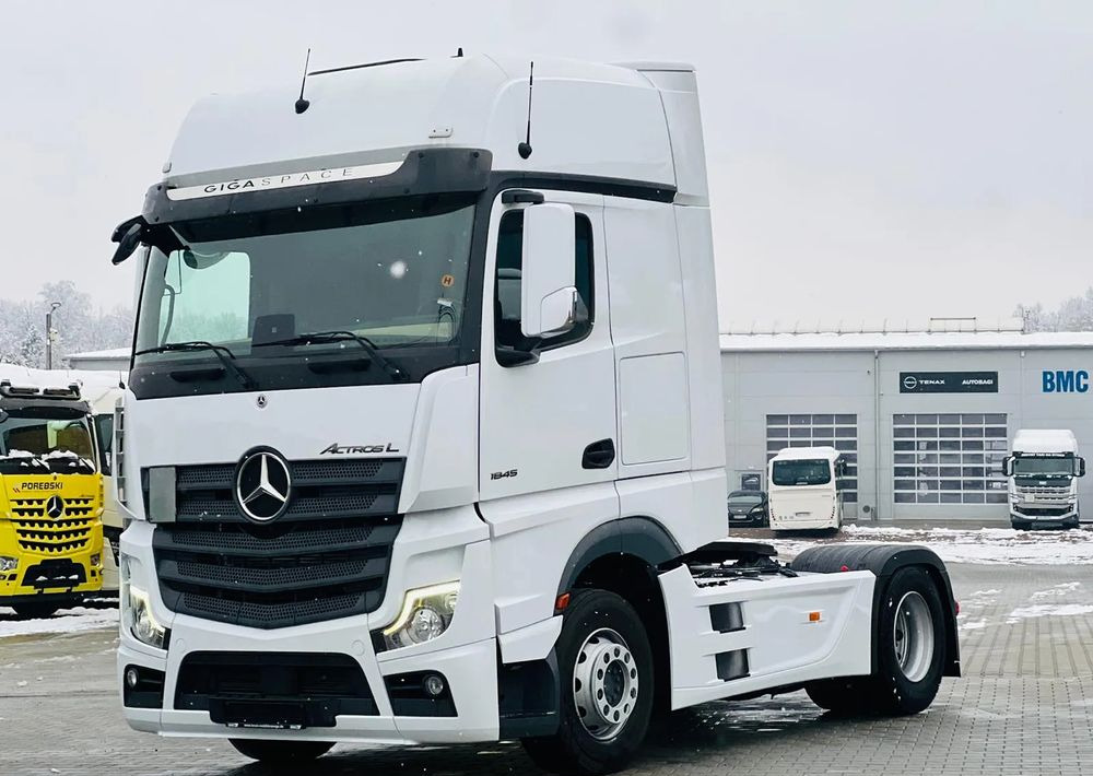 Mercedes-Benz Actros 1845/GIGA SPACE/Retarder olejowy/Klima Postojowa/Aktywny tempomat ACC/ - Ciągnik siodłowy: zdjęcie 5 Mercedes-Benz Actros 1845/GIGA SPACE/Retarder olejowy/Klima Postojowa/Aktywny tempomat ACC/ - Ciągnik siodłowy: zdjęcie 5