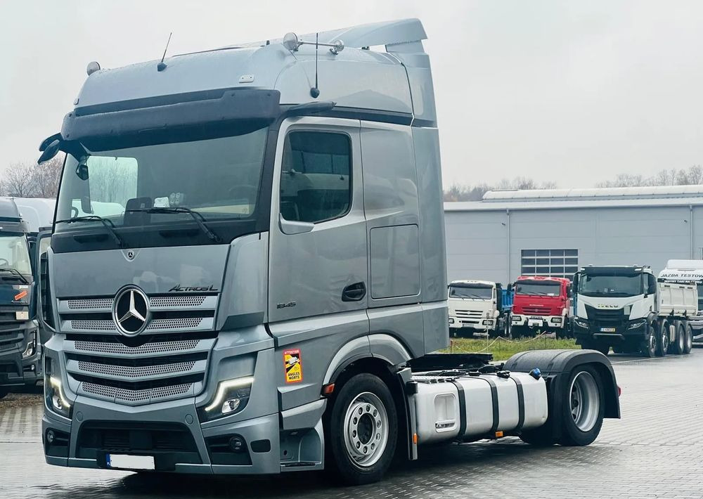 Mercedes-Benz Actros 1845 / MEGA/ Retarder olejowy/ Klima Postojowa / Aktywny tempomat ACC/ Salonka ! - Ciągnik siodłowy: zdjęcie 1 Mercedes-Benz Actros 1845 / MEGA/ Retarder olejowy/ Klima Postojowa / Aktywny tempomat ACC/ Salonka ! - Ciągnik siodłowy: zdjęcie 1