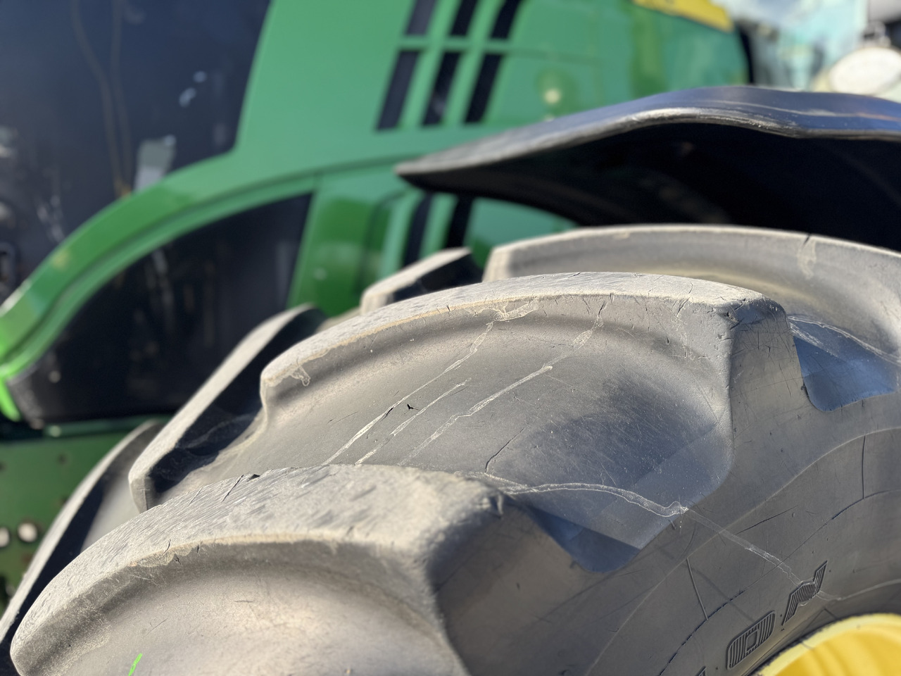 John Deere 6190 R ( 1) - Ciągnik rolniczy: zdjęcie 2 John Deere 6190 R ( 1) - Ciągnik rolniczy: zdjęcie 2