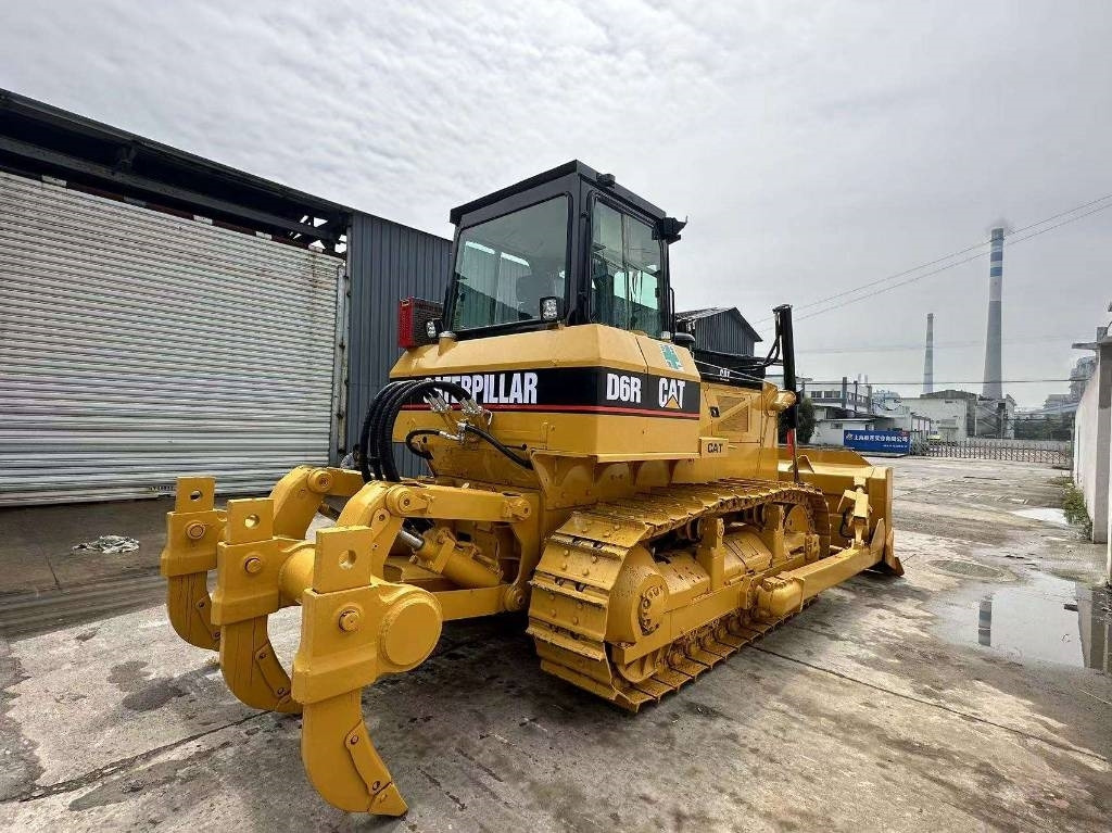 CAT D 6 R - Spycharka: zdjęcie 4 CAT D 6 R - Spycharka: zdjęcie 4