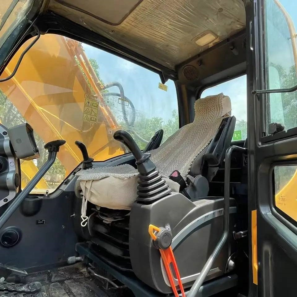 Hyundai R220LC-9S - Koparka gąsienicowa: zdjęcie 3 Hyundai R220LC-9S - Koparka gąsienicowa: zdjęcie 3