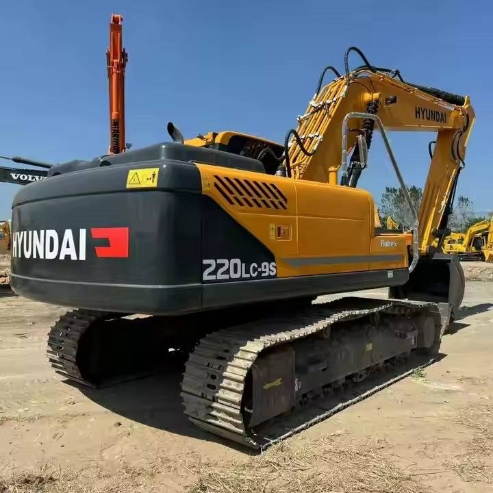 Hyundai R220LC-9S - Koparka gąsienicowa: zdjęcie 3 Hyundai R220LC-9S - Koparka gąsienicowa: zdjęcie 3
