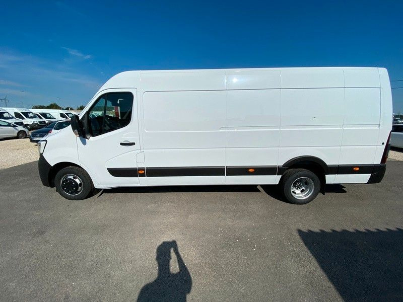Renault Master L4H2 P5 4,5 t Renault Master L4H2 P5 4,5 t - Furgon: zdjęcie 2 Renault Master L4H2 P5 4,5 t Renault Master L4H2 P5 4,5 t - Furgon: zdjęcie 2