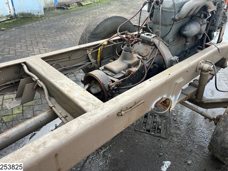 DAF A1600 Truck incomplete - Samochód ciężarowe pod zabudowę: zdjęcie 5 DAF A1600 Truck incomplete - Samochód ciężarowe pod zabudowę: zdjęcie 5