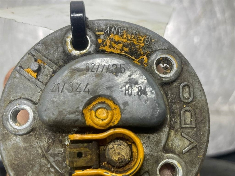 Ahlmann AL6 - Fuel indicator/Tankschwimmer/Tankvlotter - Rama/ Podwozie do Maszyn budowlanych: zdjęcie 4 Ahlmann AL6 - Fuel indicator/Tankschwimmer/Tankvlotter - Rama/ Podwozie do Maszyn budowlanych: zdjęcie 4