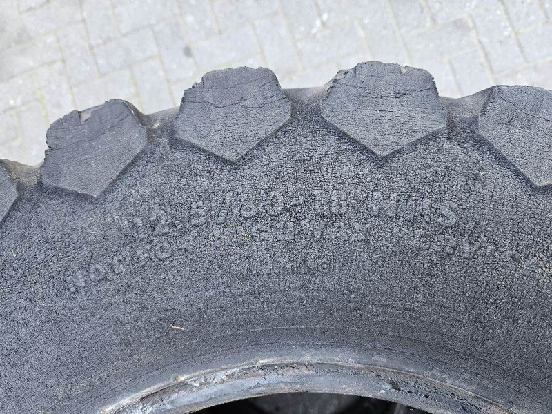 Ahlmann AL95-Titan 12.5/80-18-Tire/Reifen/Band - Opony i felgi do Maszyn budowlanych: zdjęcie 5 Ahlmann AL95-Titan 12.5/80-18-Tire/Reifen/Band - Opony i felgi do Maszyn budowlanych: zdjęcie 5