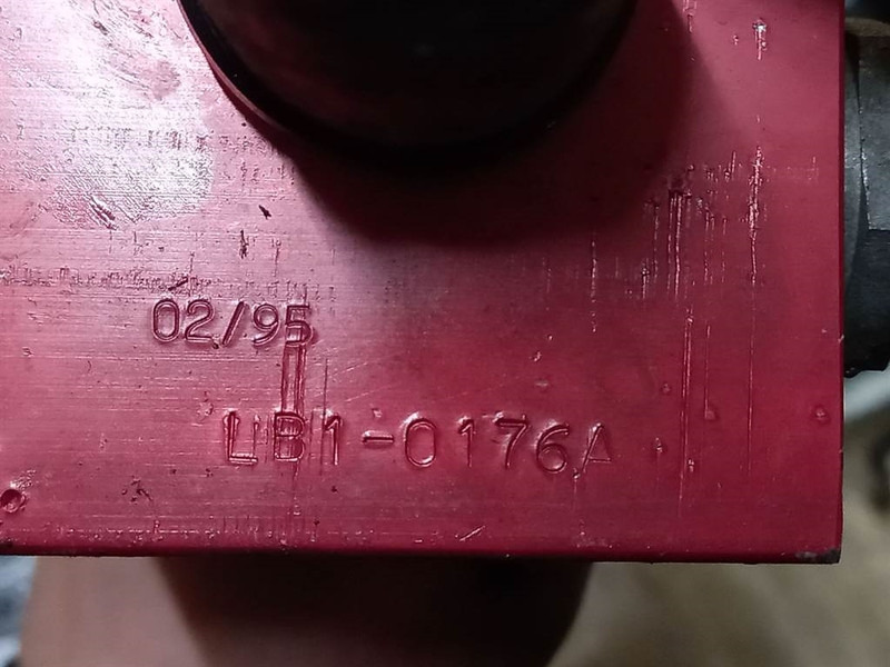 Ahlmann AZ6-4195590A-Control valve/Wegeventil/Ventiel - Hydraulika do Maszyn budowlanych: zdjęcie 5 Ahlmann AZ6-4195590A-Control valve/Wegeventil/Ventiel - Hydraulika do Maszyn budowlanych: zdjęcie 5