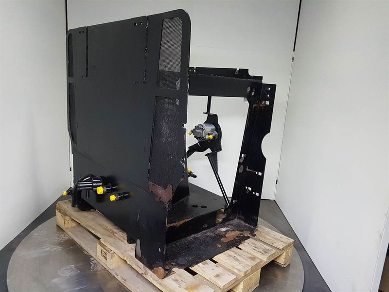 Case 621D-84528083-Tank/Behälter/Reservoir - Hydraulika do Maszyn budowlanych: zdjęcie 4 Case 621D-84528083-Tank/Behälter/Reservoir - Hydraulika do Maszyn budowlanych: zdjęcie 4